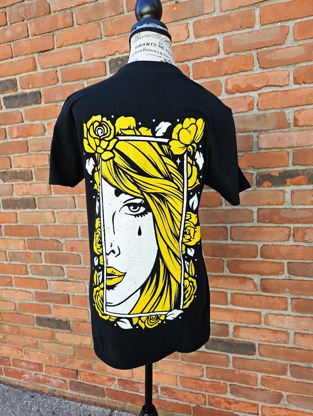 The Gospel Youth Band Graphic T-Shirt Black Yellow Rose Emo Pop Punk Small